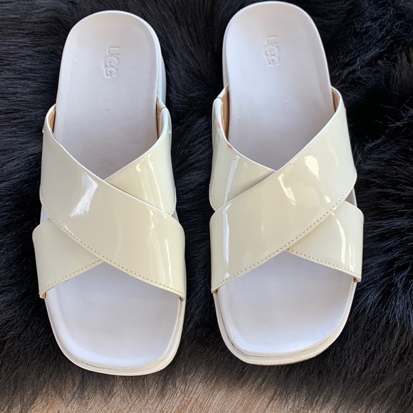 UGG Emily Patent Leather Slide - Picture 1 of 7